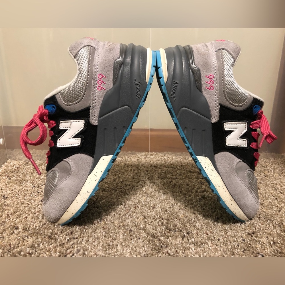 New Balance Women’s 999 Size 5.5 WL999 black, white gray suede 2014 GUC LOOK!!